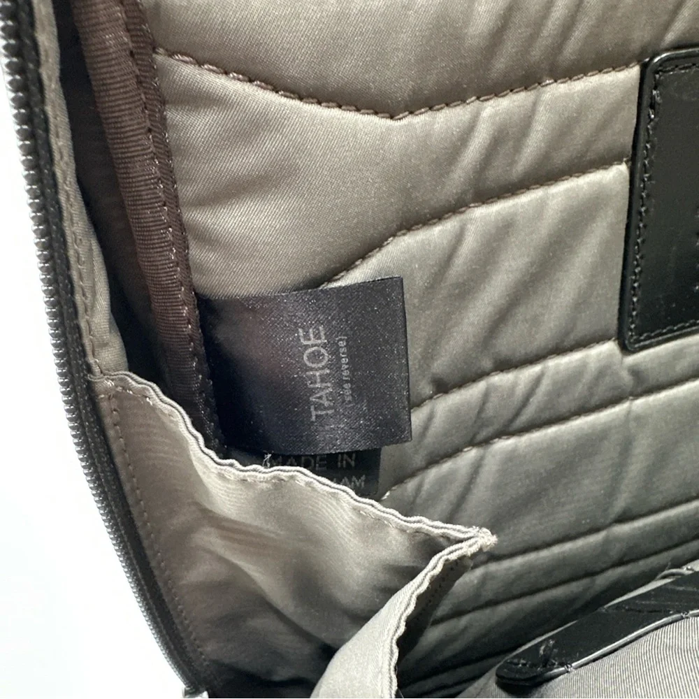 Tumi pre owned